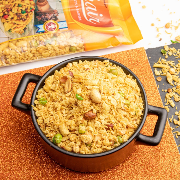 Khati Methi Nimko